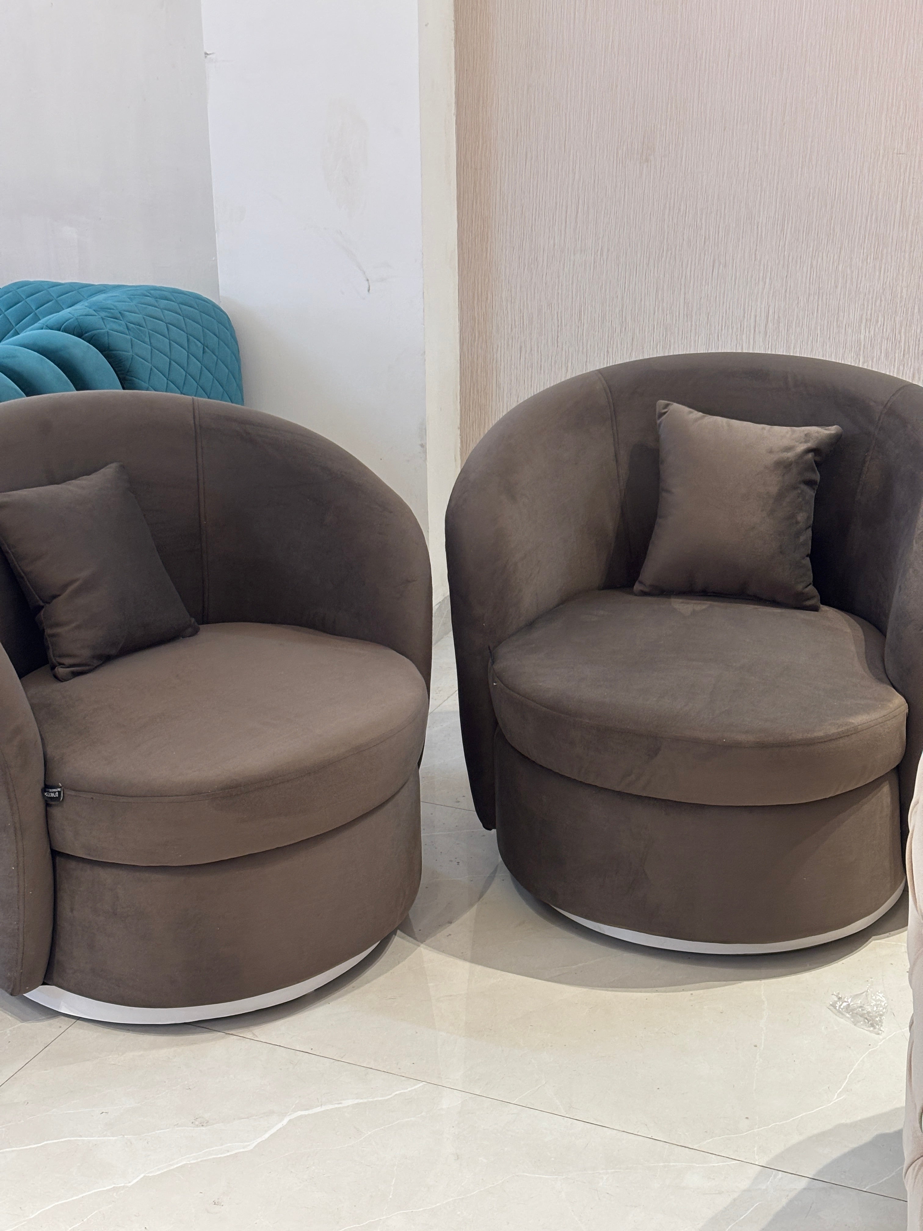 Modern Round Accent Lounge Chair | Upholstered Single Seater Chair for Living Room