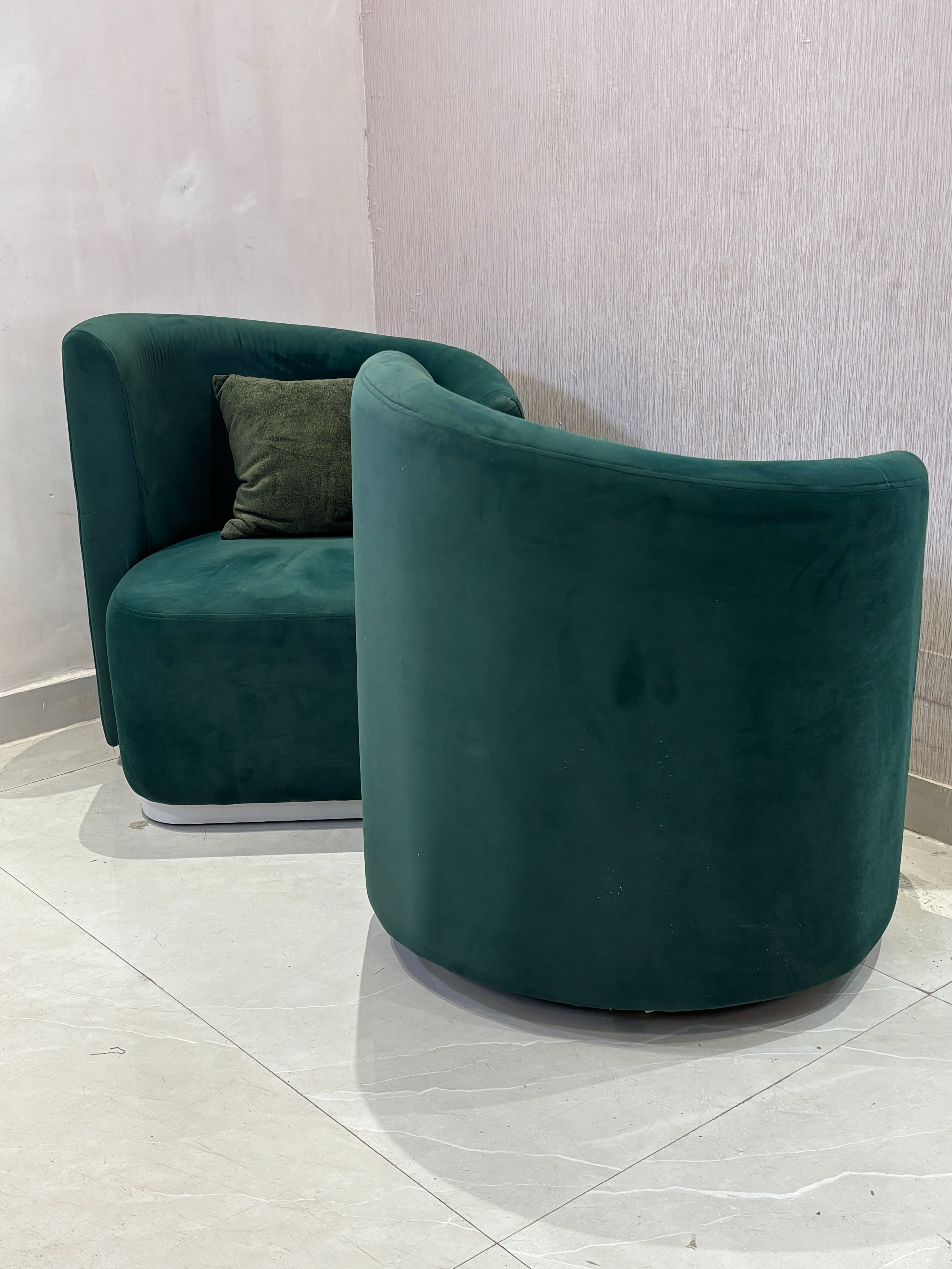 Luxury Green Velvet Accent Lounge Chair | Modern Upholstered Single Seater Chair